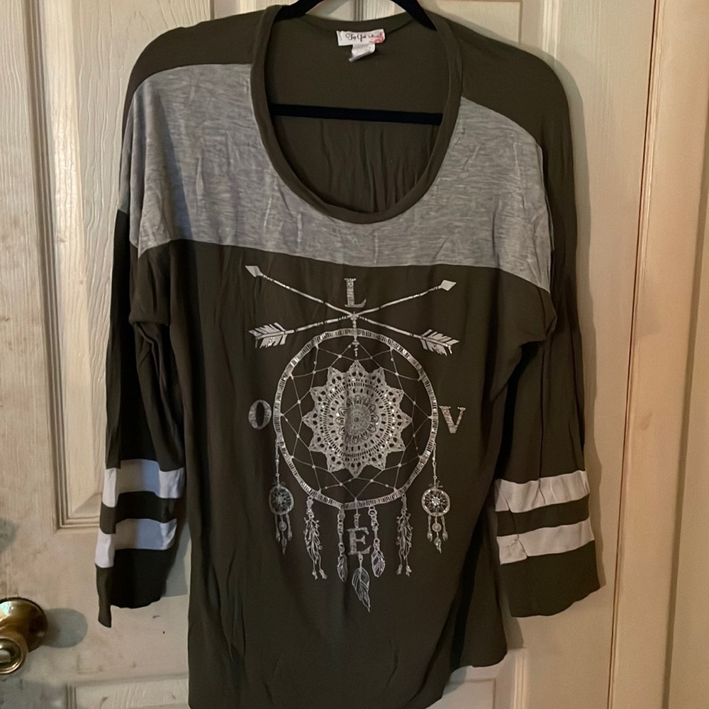 Lightweight T-shirt